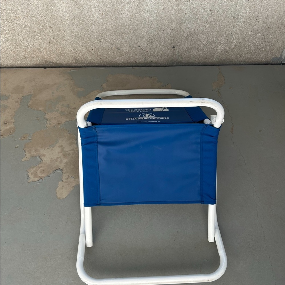 Antique Promotional Walt Disney Enterprises 1997 Movie Lineup Lawn Chair - RARE - Picture 5 of 5